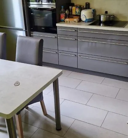 Apartment Zimmer In Kaiserslautern